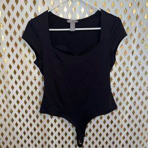 H&M sweetheart neckline thong bodysuit black body suit size M